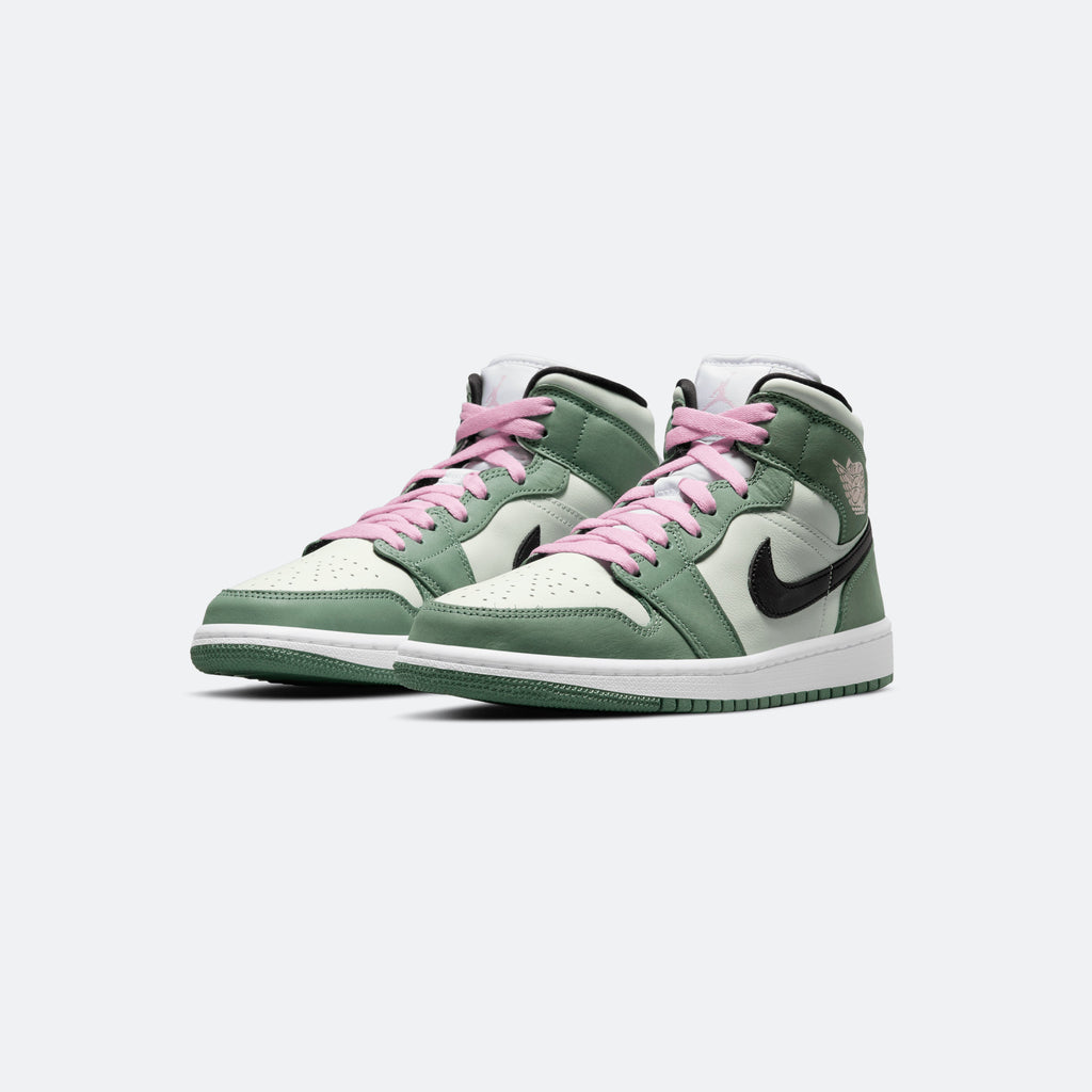 W Jordan 1 Mid "Dutch Green"