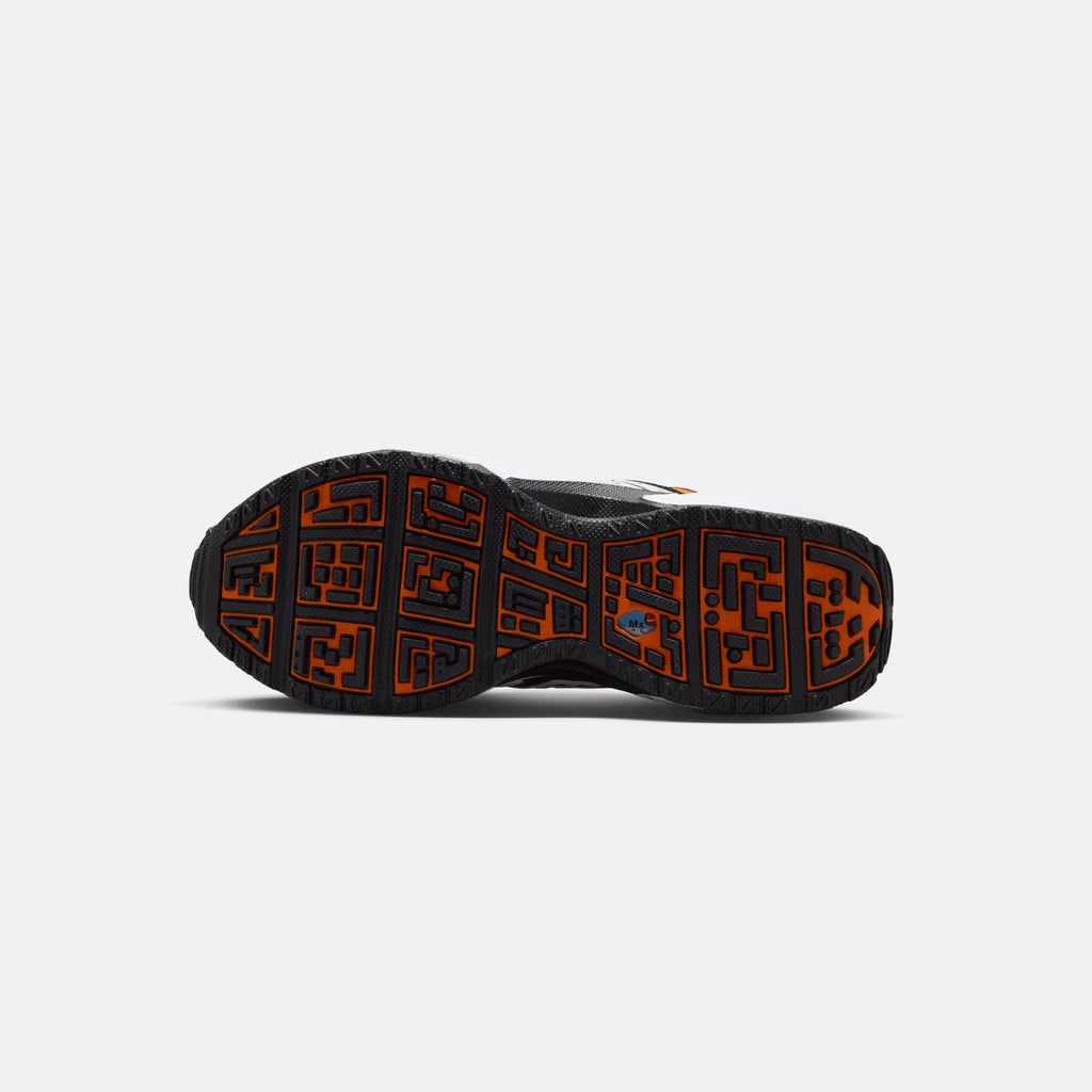 W Nike Air Max SNDR "Safety Orange"