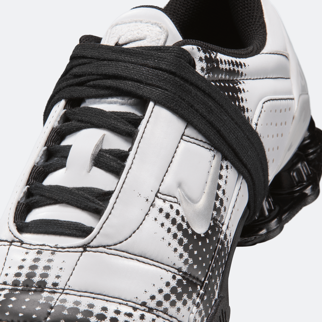 W Nike Total 90 Shox Magia "White Black"